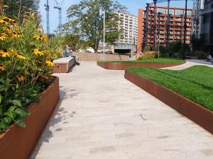 耐候鋼板的優(yōu)點(diǎn)和缺點(diǎn)有哪些？