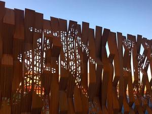 耐候鋼板有哪些藝術(shù)性？